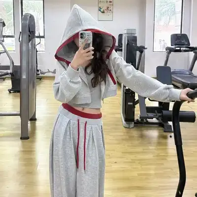 任怡美